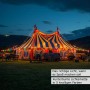 Bunte LED Partylichterkette mit 10 farbigen Kugellampen beleuchtet ein Zirkuszelt bei Nacht. Ideal für Außen, Biergarten & Feste.