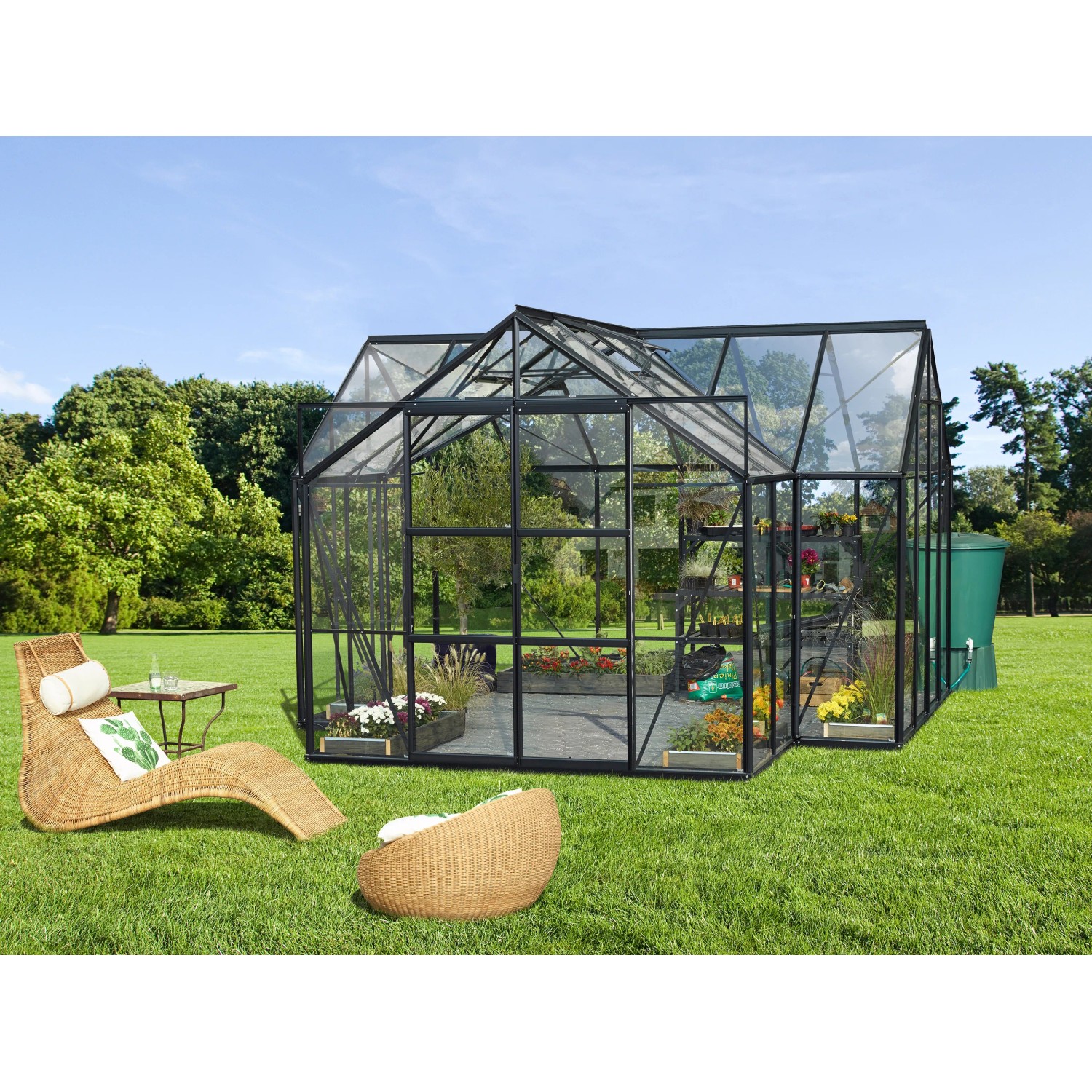 Vitavia Gewächshaus Sirius, 13 m², schwarz, mit Fundament. Großes Glas-Gewächshaus im Garten.