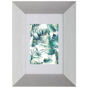Silberner Bilderrahmen aus Aluminium, 10x15 cm, mit breitem Rahmen und Passepartout.