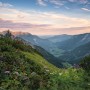 Vlies Fototapete mit Berglandschaft im Naturpark Allgäuer Hochalpen.