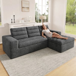 Modulares L-Form Ecksofa in Grau aus Chenille-Stoff. Eine Person entspannt auf dem bequemen Sofa im Wohnzimmer.
