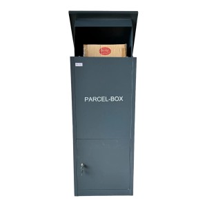 Anthrazitfarbene Jet-Line Paketbox mit Paketablage aus Metall, geöffnet mit Paket.