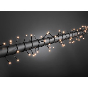 Konstsmide Micro-Lichterkette mit 120 warmweißen Lichtern für Innen & Außen.