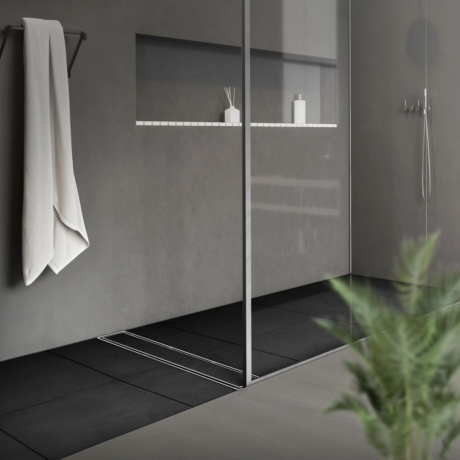 LuxeBath Duschrinne 80cm, befliesbar, silber, extra flach. Elegantes Duschzubehör für barrierefreies Bad.
