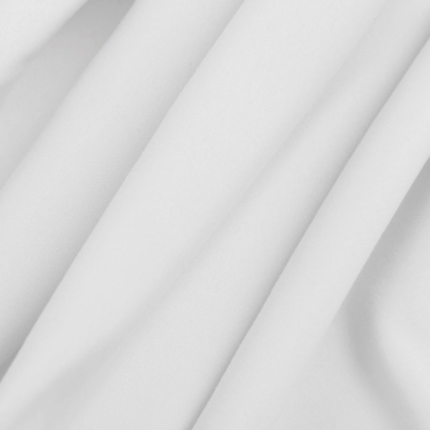 Weiße Bestlivings Kissenhülle 40x140 cm für Seitenschläferkissen, Stoffstruktur.