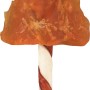 8in1 Triple Flavour Wings: Hunde-Snack aus Hähnchen, Schwein und Rind auf einem Kau-Stick.