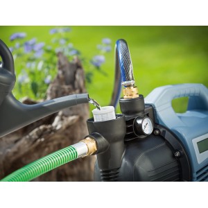 Hauswasservollautomat HWA 4100 wird mit Wasser befüllt. Pumpe für Gartenbewässerung.