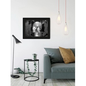 Schwarz-weißes Disney Star Wars Poster mit Leia und R2D2, 70x50 cm. Fototapete für Star Wars Fans.