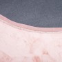 Detailaufnahme: Runder, rosa Fellteppich (160x160cm) von Pergamon, super soft und luxuriös.