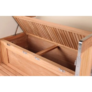 Geöffneter Strandkorb Westerland Teak mit Stauraum und Bullauge Detail.