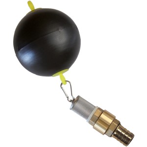 Schwimmende Ansaugarmatur 1 Zoll mit schwarzer Schwimmerkugel, Feinfilter und Rückflussverhinderer.