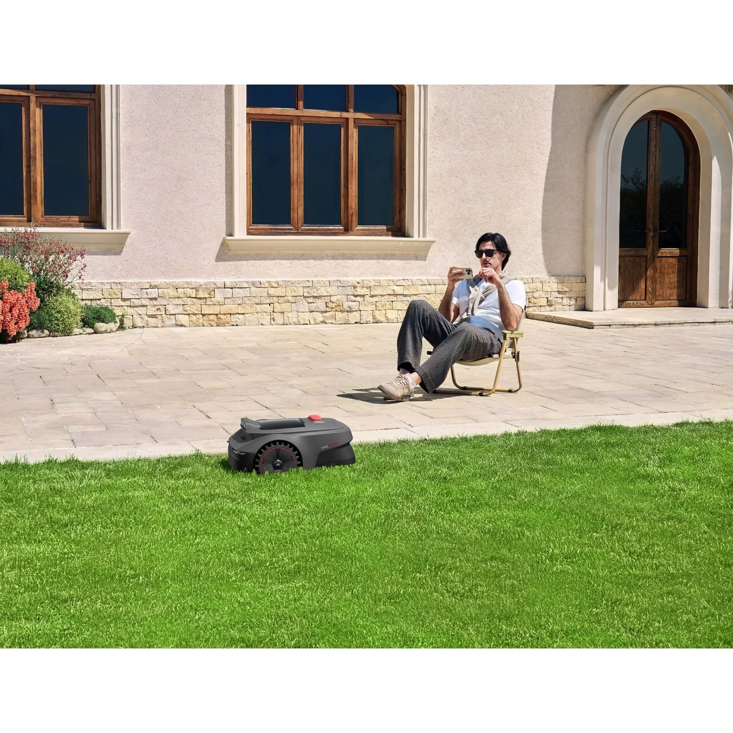 Mova Mähroboter ViAX 300 Schwarz_8