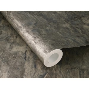Rasch Vliestapete Factory V in Schwarz-Anthrazit mit Metallic-Effekt und erodierter Metallplatten-Optik.