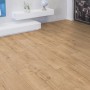 Kaindl Laminat Poseidon Tahiti Oak, wasserfest, 7mm stark, im Wohnraum verlegt.