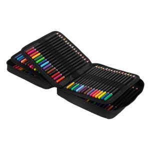 Geöffnetes 120-teiliges Buntstifte-Set von ECD Germany im schwarzen Mäppchen.