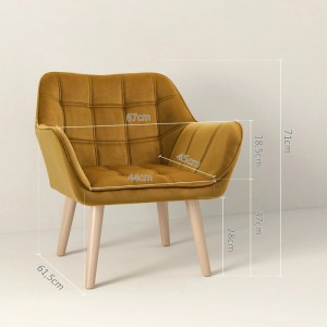 Gelber Loungesessel aus Polyester im Skandi-Design mit gesteppter Rückenlehne und Holzbeinen, Maße 67x61,5x71 cm.