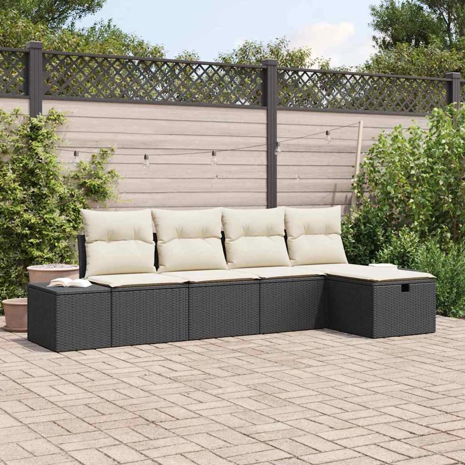 Schwarzes 5-tlg. vidaXL Garten-Sofa-Set aus Poly Rattan mit Kissen.