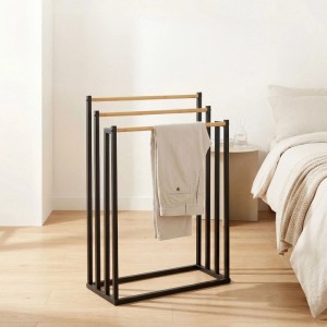 Relaxdays Handtuchständer Eisen Bambus Schwarz Freistehend mit 3 Stangen 76 cm x 45 cm x 21,5 cm