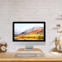 Gebogener Monitorständer aus Bambus in Natur auf Schreibtisch. Ergonomische PC-Erhöhung mit Stauraum für Tastatur im Büro.
