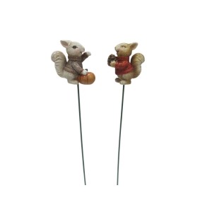 Zwei Deko-Topfstecker Eichhörnchen, eines mit Kürbis, eines mit Eichel, braun/grau, 25 cm hoch. Dekorative Figuren.