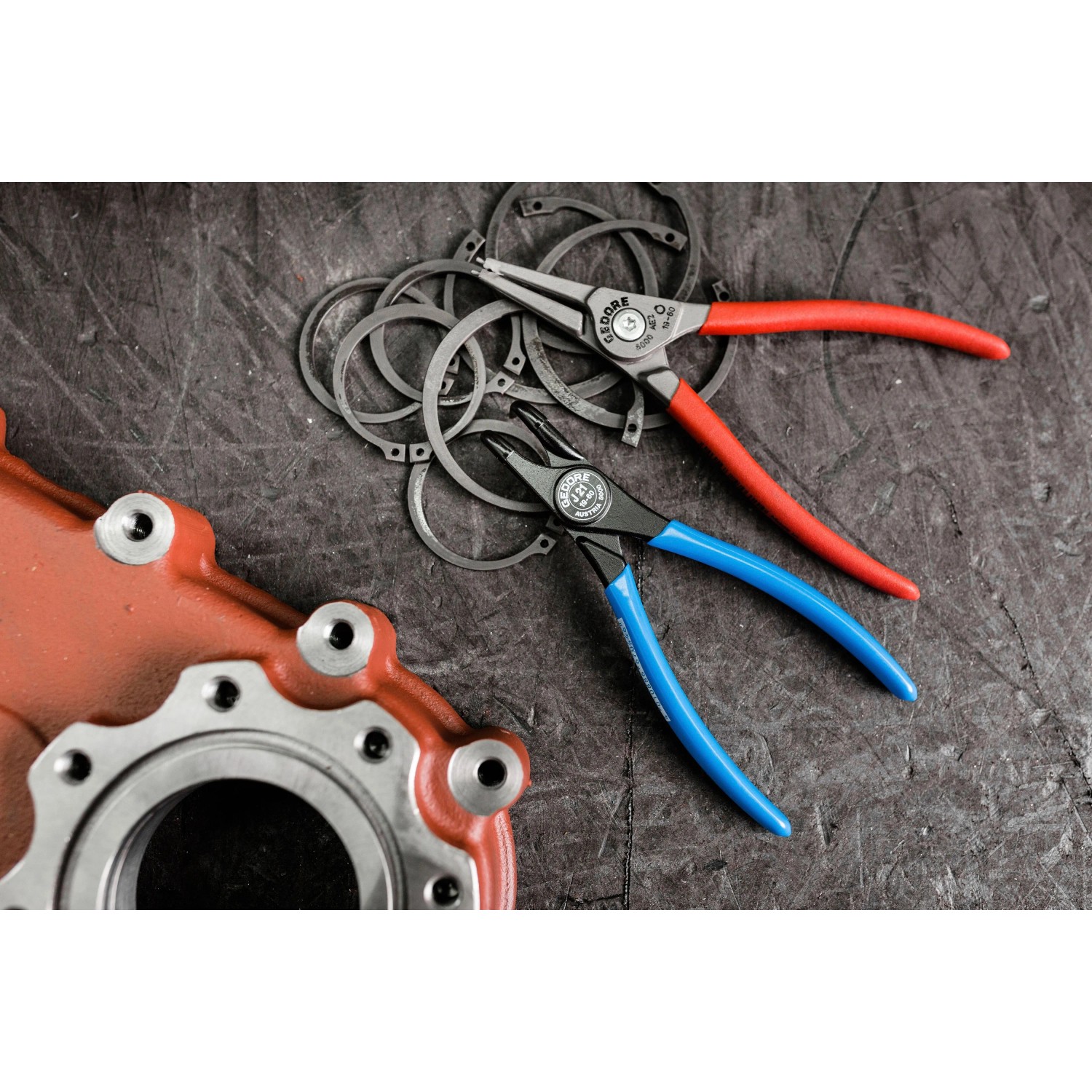 Gedore Montagezange für Innensicherungsringe gewinkelt Ø 19-60mm_12