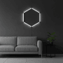 Moderne LED Deckenleuchte in Sechseck-Form, kaltweiß, als Garagen- oder Werkstattlampe.