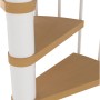 Detailaufnahme: Dolle Spindeltreppe Montreal, Buche-Stufen, weißes Geländer. Innentreppe mit Holzstufen.