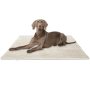 Beige Knuffelwuff Hundematte Timor Cord (100x70cm) mit liegendem Hund.