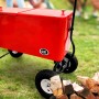 Roter Axi Bollerwagen mit Kühlbox (76 l) und großen Rädern für einfachen Transport.