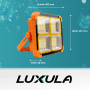 Robuster LUXULA Solar Baustrahler orange/schwarz mit LED-Panels, Akku und Maßen. Flexibler Arbeitsstrahler für Outdoor.