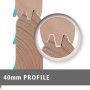 Detailansicht: 40 mm Profilstärke des Karibu Gartenhauses aus Holz mit Nut- und Federverbindung.