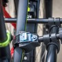 Detailaufnahme: Eufab Fahrrad-Kupplungsträger Falcon mit Fahrradbefestigung.
