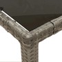 Detailansicht: Grauer Gartentisch aus Rattan mit Glasplatte, Teil der 7-tlg. Essgruppe von vidaXL.
