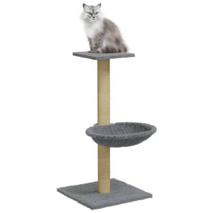 Hellgrauer Kratzbaum mit Sisal-Säule und Katze auf oberer Plattform.