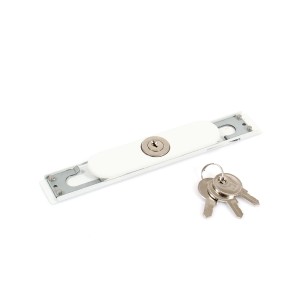 Weißes Avosdim Rollladenschloss mit Schließleiste, Unterputzmontage und 3 Schlüsseln.