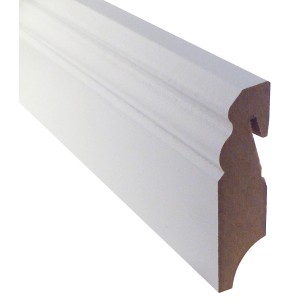 Weiße Sockelleiste im Doppelpack mit altdeutschem Profil, 70 mm hoch und 2400 mm lang.