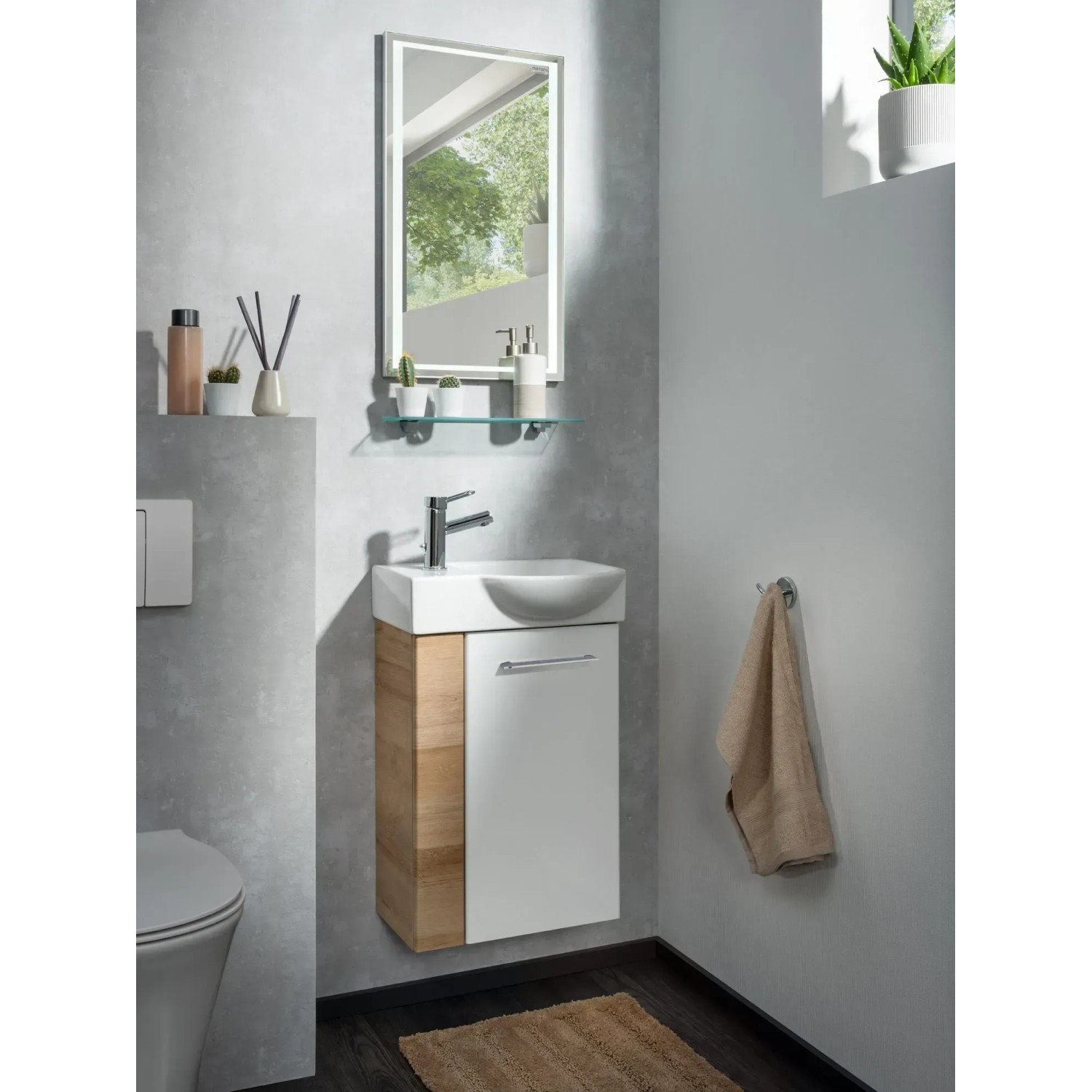 Fackelmann Waschbeckenunterschrank SBC Asteiche, 44 cm breit, im Badezimmer.