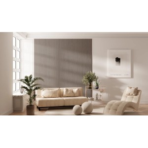 Wohnraum mit Denpanels Akustikpaneel Eiche Grau als Wandverkleidung hinter Sofa.