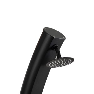 Schwarze Steinbach Solardusche Compact 25 l, Gartendusche mit Brausekopf.