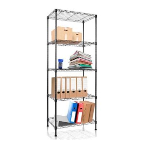 Schwarzes KARAT Gitterregal Rocky mit 5 Böden, beladen mit Büroartikeln. Robust und vielseitig.