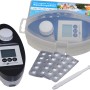 Summer Fun Aqua Inspector Pooltester Set mit Messgerät, Reagenztabletten und Rührstab im Koffer.