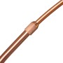Detailaufnahme: Kupferfarbene Bogenlampe Arc Basic, Innenleuchte mit verstellbarem Gelenk.