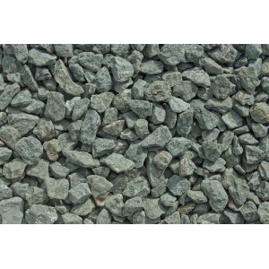 Nahaufnahme von Glitzer-Grünem Grünschiefersplitt (16-25 mm) als Zierkies.