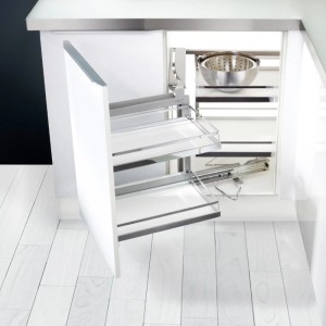 Kesseböhmer Magic Corner Silbergrau mit ARENA Classic Holzboden Links Ausschwenkbar Eckschrankbeschlag