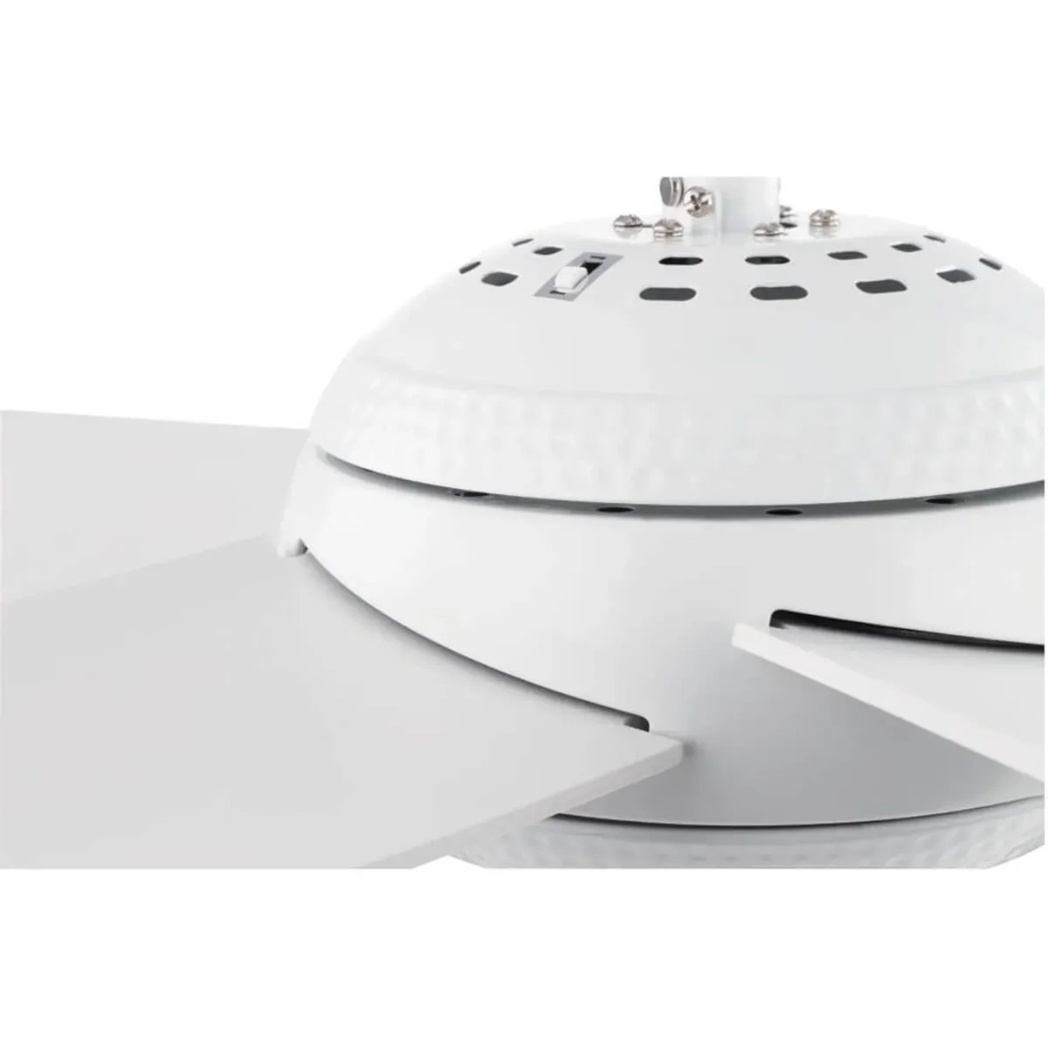 Weißer Westinghouse Deckenventilator Bendan mit LED-Beleuchtung, Detailansicht.