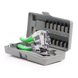 Wiltec 16-teiliges Lochzangen-Set in grauem Koffer. Stanzzange mit grünen Griffen, dazu Stanzstempel für Metallbearbeitung.
