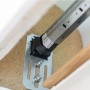 Schellenberg Funk-Rolladenmotor Mini Premium 6 Nm, Detailaufnahme der Montage.