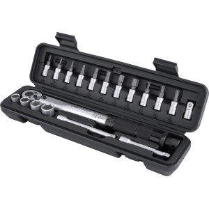 LUX Drehmomentschlüssel-Set, 19-teilig im Koffer. Schlüssel und Stecknüsse aus Chrom-Vanadium-Stahl.