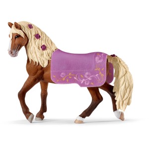 Schleich Horse Club Paso Fino Hengst mit lila Decke für die Pferdeshow.