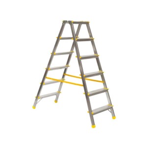 Doppelseitige Aluminium-Stufenstehleiter mit 6 Stufen, silber/gelb, max. 150 kg Tragkraft.